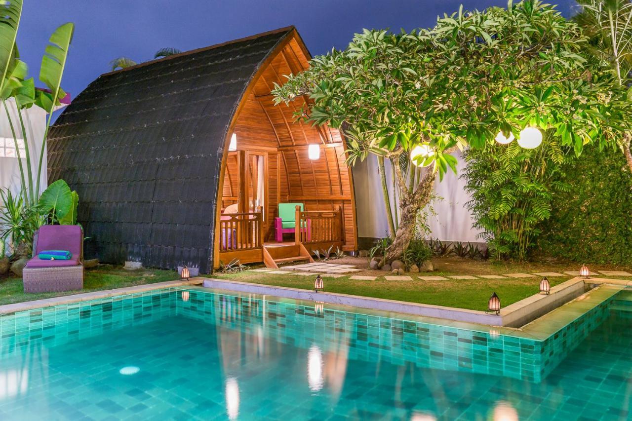 Villa Purple Legian Buitenkant foto