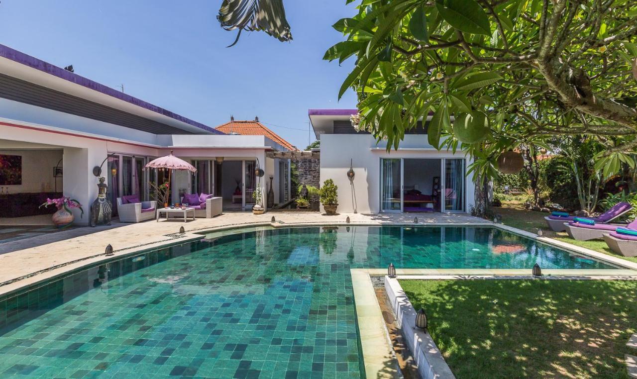 Villa Purple Legian Buitenkant foto