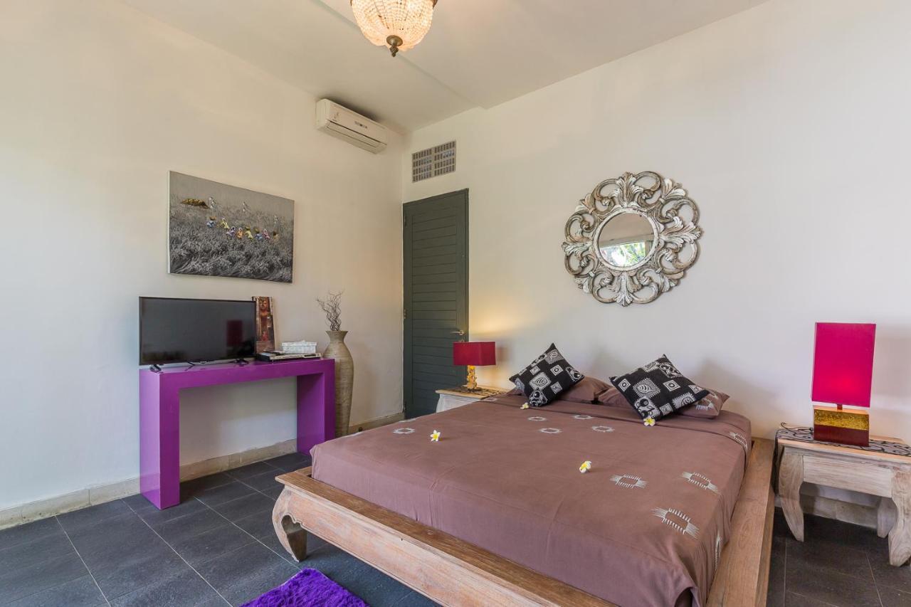 Villa Purple Legian Buitenkant foto