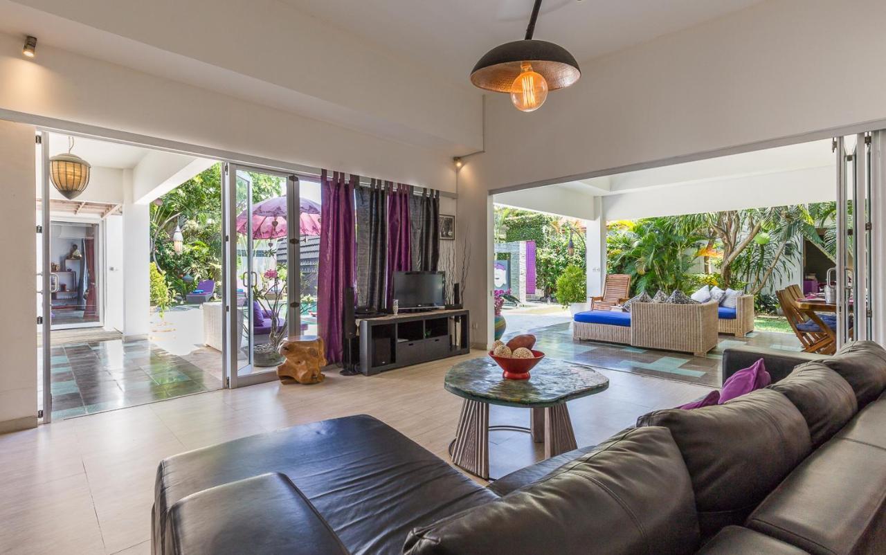 Villa Purple Legian Buitenkant foto