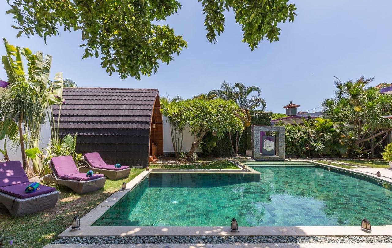 Villa Purple Legian Buitenkant foto
